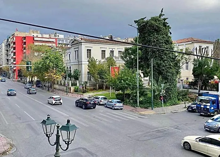 Comfortable In The City Center